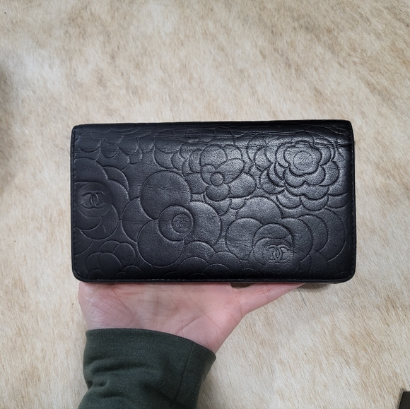 chanel black camellia lambskin leather wallet with box - Picture 15 of 16